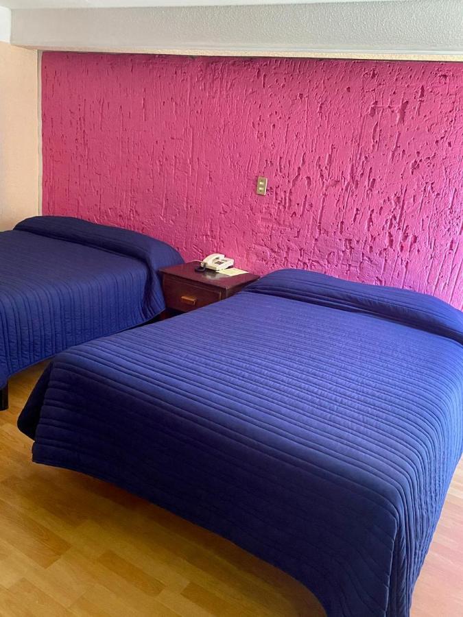 Hotel Zacatecas Courts Exterior photo